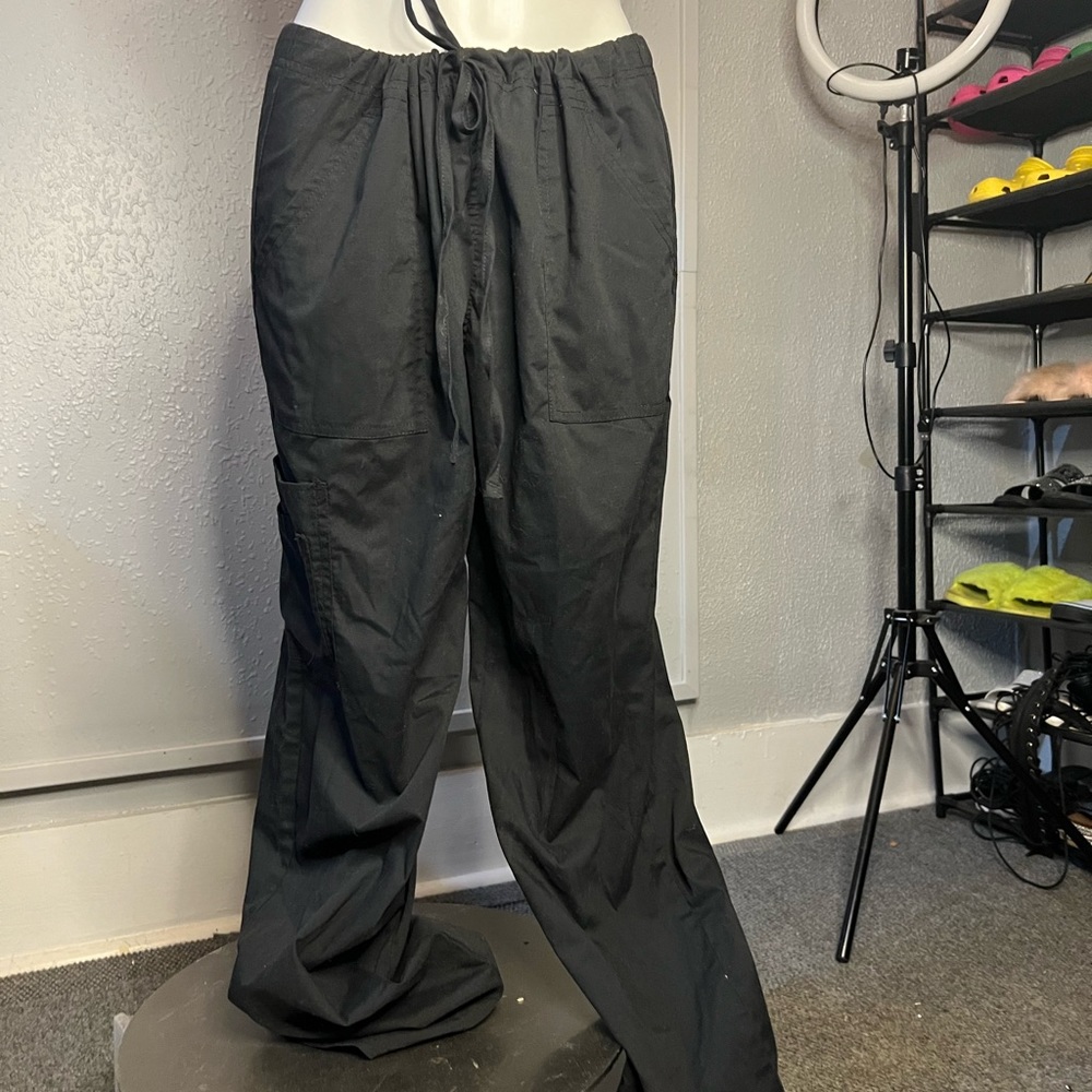 Scrub pants
